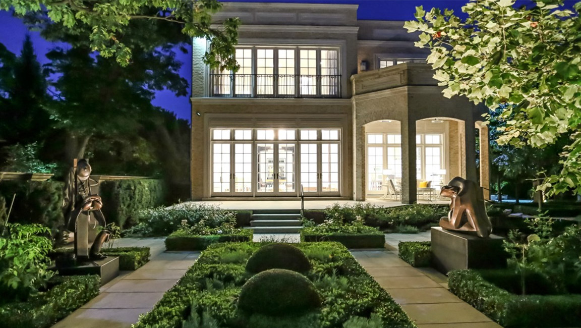 garden back view